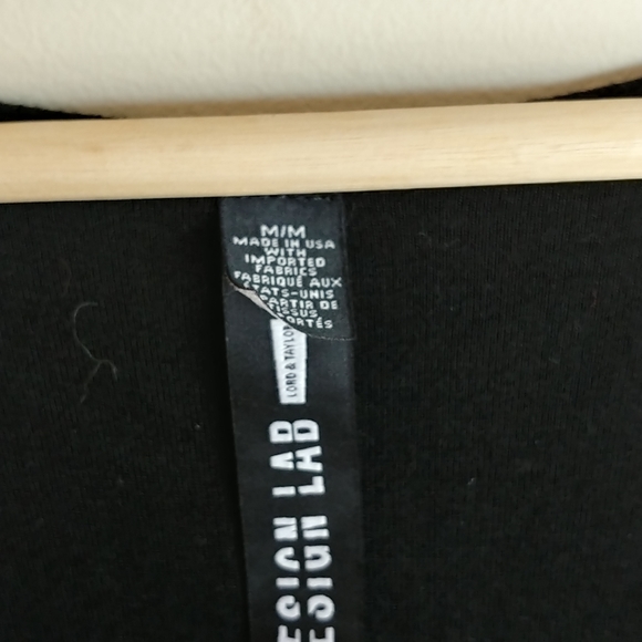 Design Lab Ribbed Exposed Shoulder Dress - Picture 5 of 6